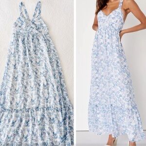 NWOT Lulus My Love Story White Floral Print Tie-Back Maxi Dress Medium